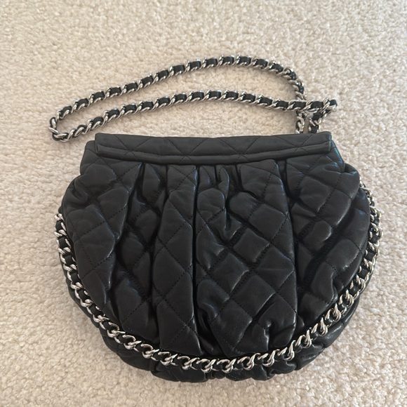 Chanel Chain Bag - Picture 2 of 12